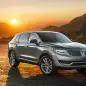 2016 Lincoln MKX front 3/4 view
