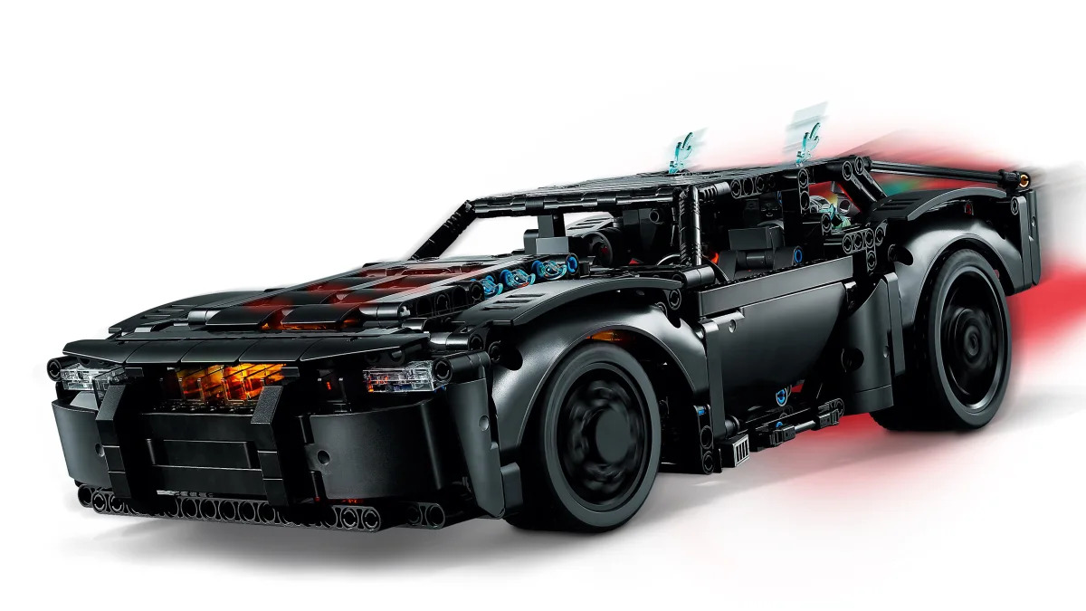 the-batman-lego-batmobile-2