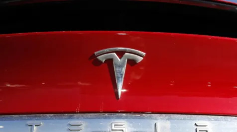 <h6><u>Two U.S. senators call for Tesla recalls after Reuters investigation</u></h6>