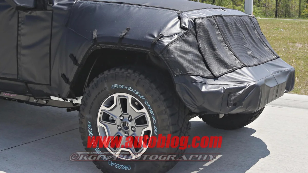 2018 jeep wrangler unlimited spy pic front bumper