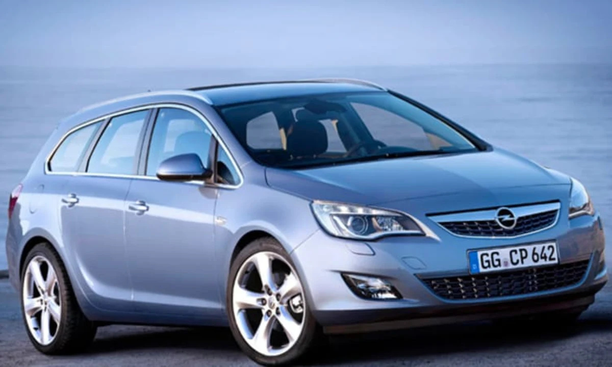 Officially Official: Opel loads up new Astra Sports Tourer [w