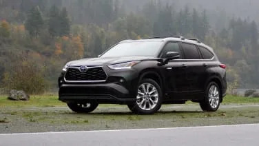 2024 Toyota Highlander Review: Hybrid still a contender, but there's a grander choice
