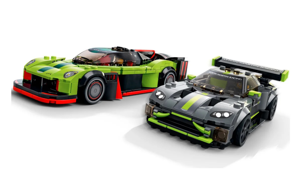 Lego Speed Champions Aston Martin Valkyrie AMR & Vantage GT3 1