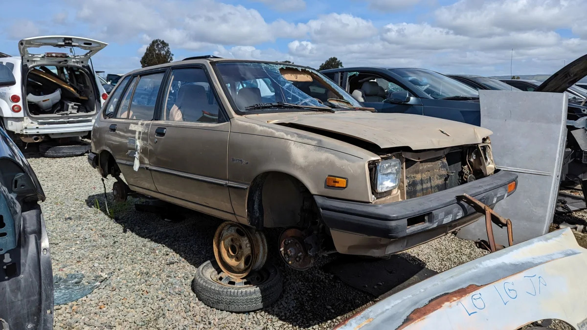40 - 1986 Chevrolet Sprint in California junkyard - photo by Murilee Martin