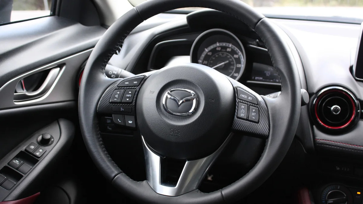 2016 Mazda CX-3 steering wheel