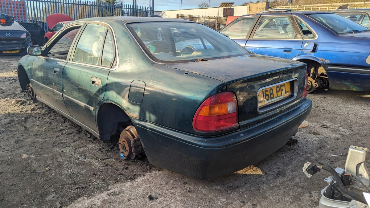 34 - 1994 Rover 620Si in English wrecking yard - photo by Murilee Martin
