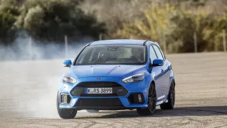 Free Ford Focus RS driving school will stop you from becoming a  #DriftModeFail - Autoblog