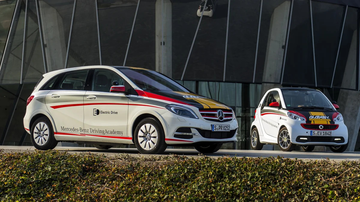 Mercedes-Benz B-Class Electric Drive and smart fortwo electric drive EVs