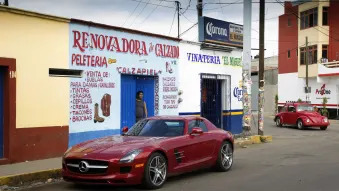 Red 2011 Mercedes-Benz SLS AMG in Mexico