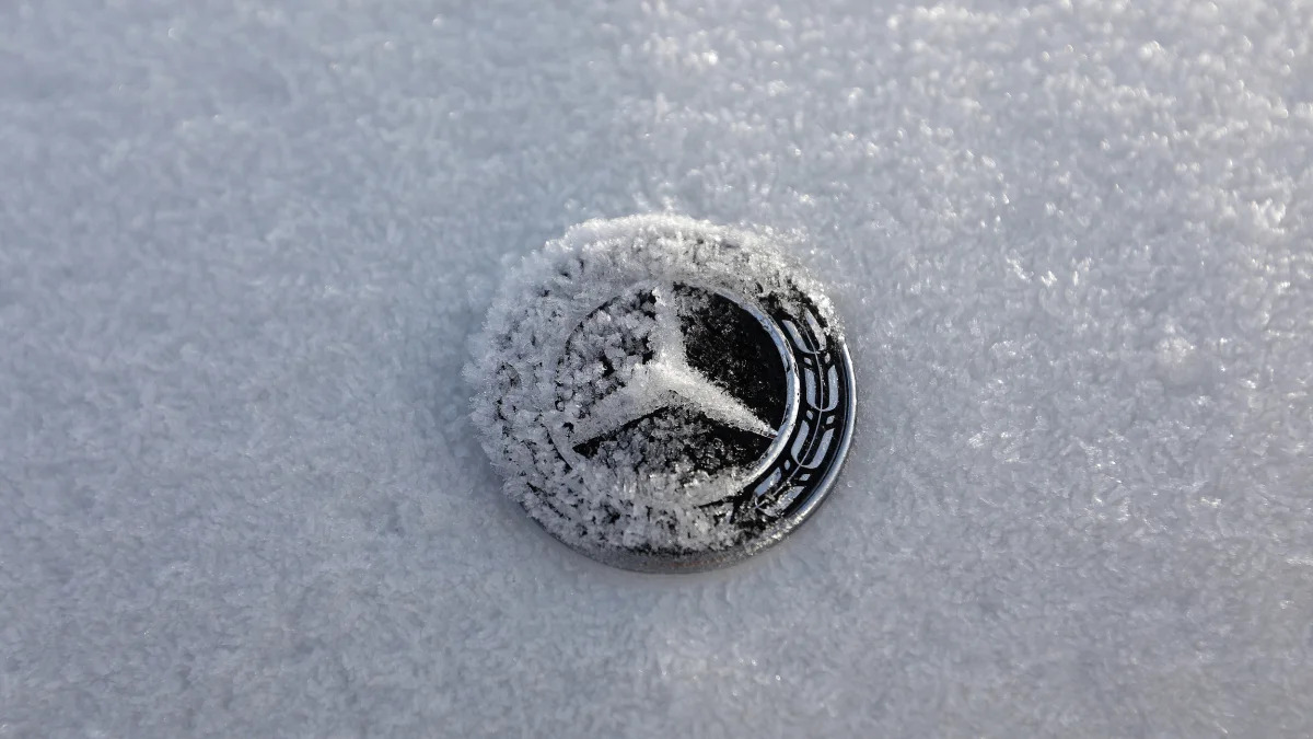 Mercedes-Benz emblem