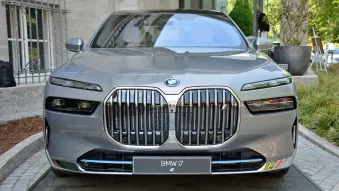 2023 BMW i7, live images