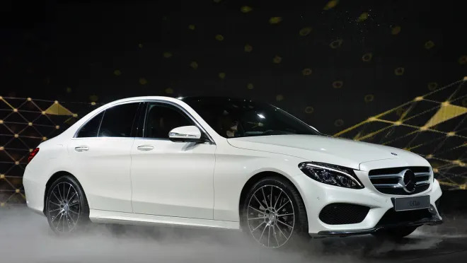 2015 Mercedes C-Class Takes a Luxury Lead in Detroit [Live Photos] -  autoevolution