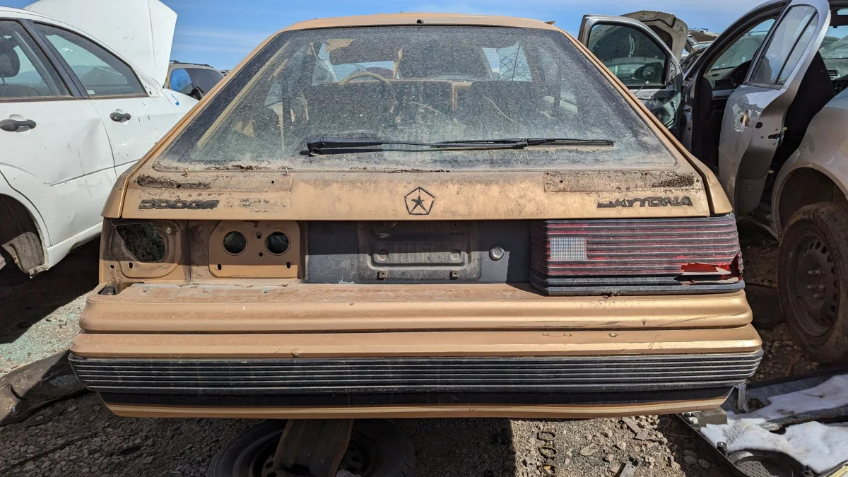 32 - 1985 Dodge Daytona Turbo in Colorado junkyard - photo by Murilee Martin