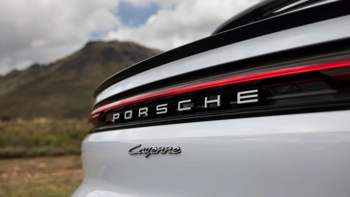 2024 Porsche Cayenne E-Hybrid