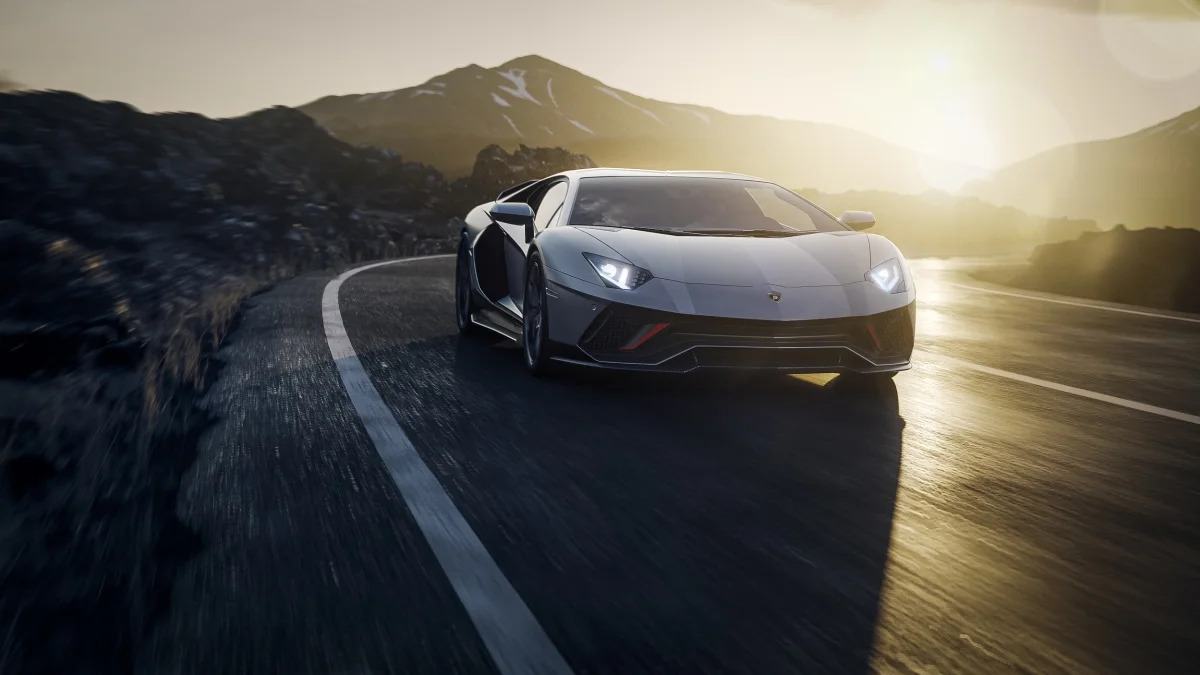 2022 Lamborghini Aventador Ultimae