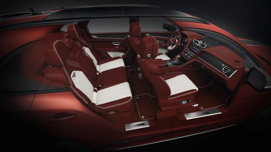 Bentley Bentayga Apex گران‌قیمت، محصولات کربنی کم‌هزینه، به‌علاوه نوارهای زیبا را اضافه می‌کند.