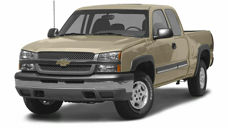 2005 Chevrolet Silverado 1500 SS 4x2 Extended Cab 6.5 ft. box 143.5 in. WB