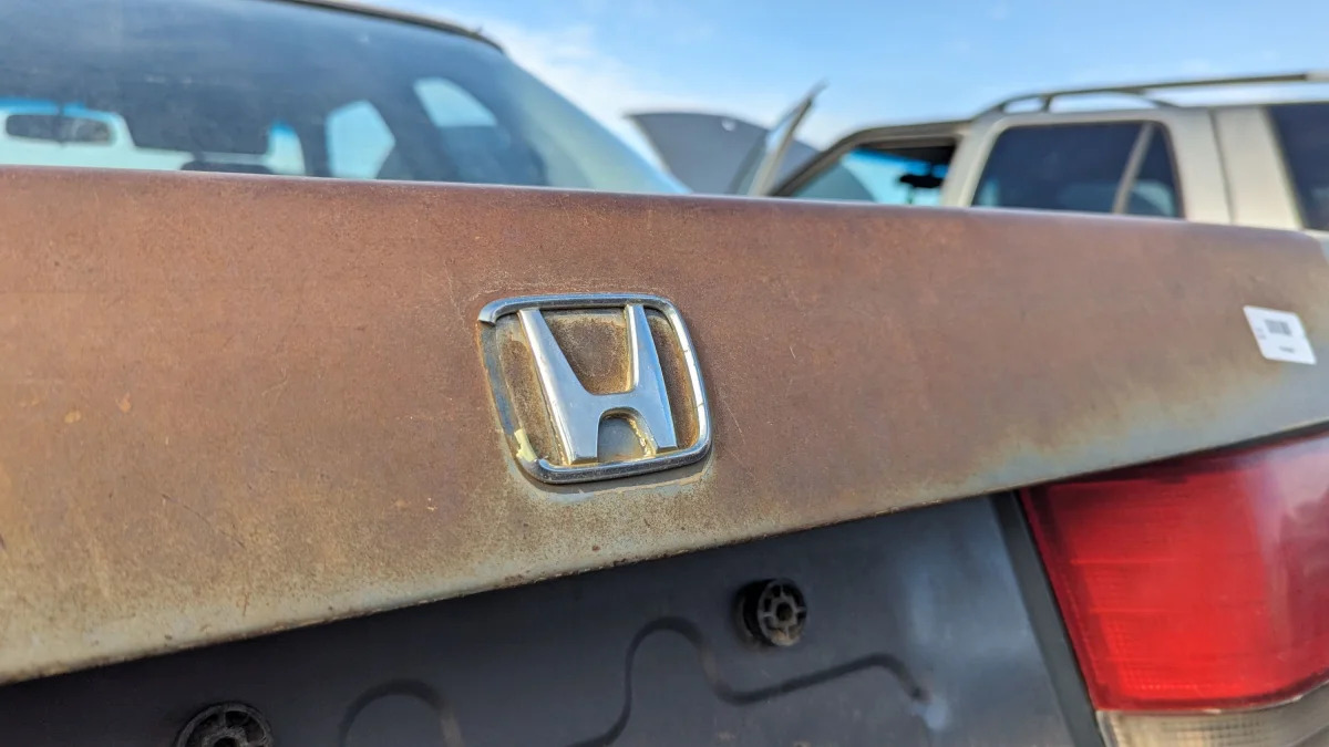 45 - 1992 Honda Accord in Colorado junkyard - photo by Murilee Martin