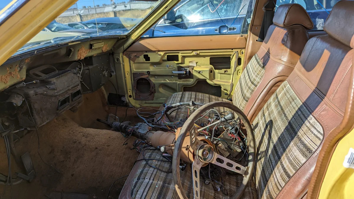 08 - 1977 AMC Hornet wagon in California junkyard - photo by Murilee Martin