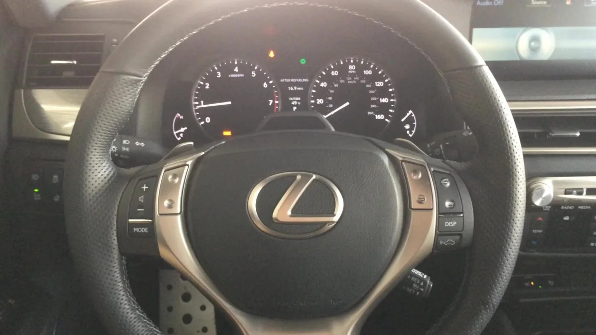 2015 Lexus GS 350 Steering Wheel | Autoblog Short Cuts