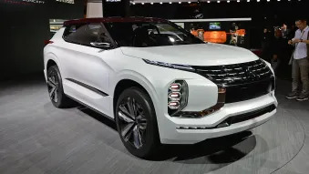 Mitsubishi GT PHEV Concept: Paris 2016