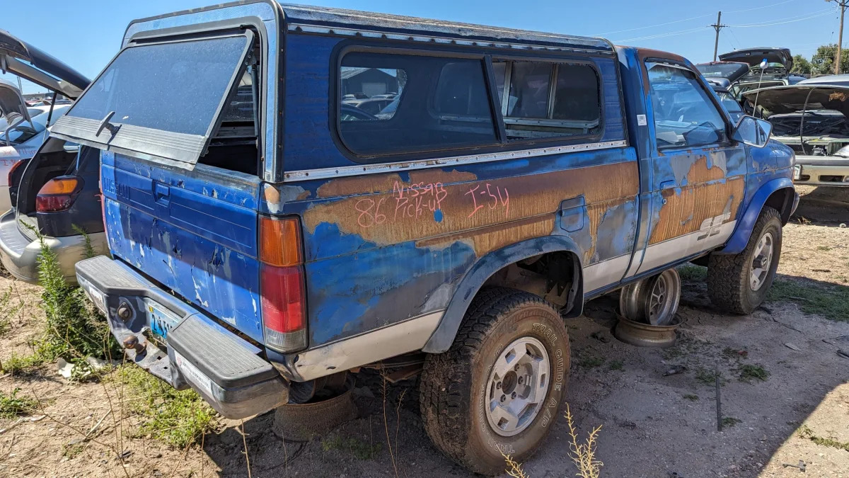57 - 1986 Nissan Hardbody Pickup in Wyoming junkyard - photo by Murilee Martin