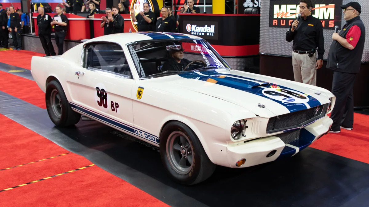 1965 Ford Mustang Shelby GT350R driven by Ken Miles