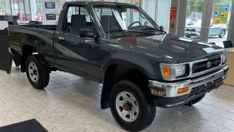 84-mile 1993 Toyota Pickup auction