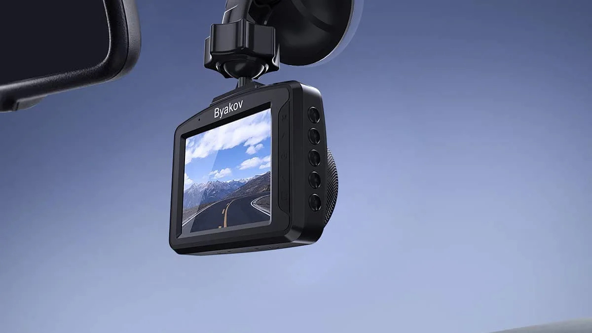shoppers rush to buy 'amazing' £60 dash cam appearing for £40 in  basket