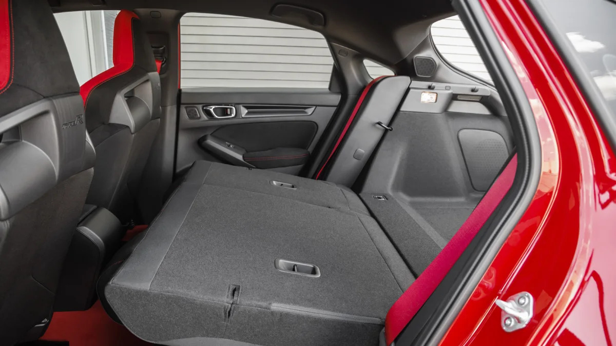 2023 Honda Civic Type R trunk back seat folded