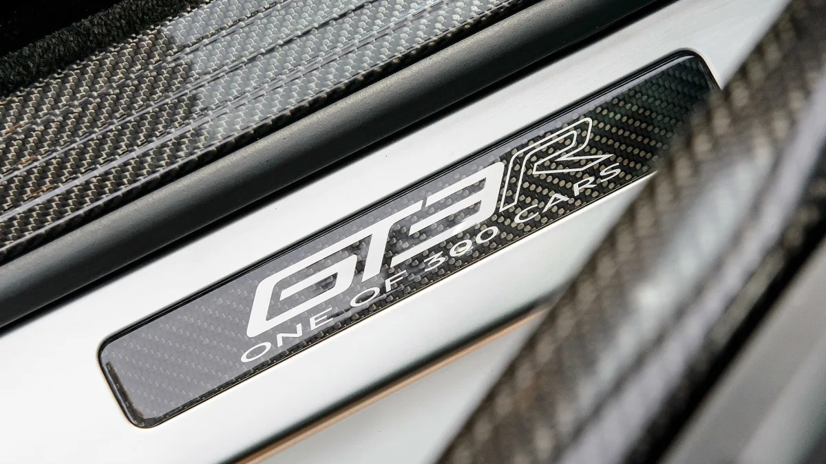 2015 Bentley Continental GT3-R sill plate