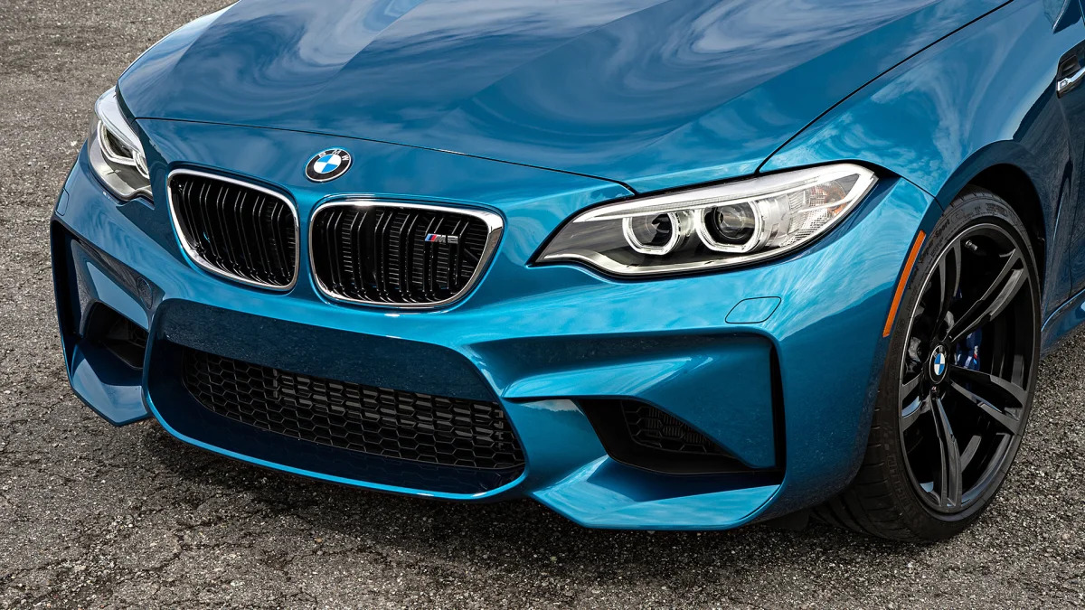 2016 BMW M2 front details