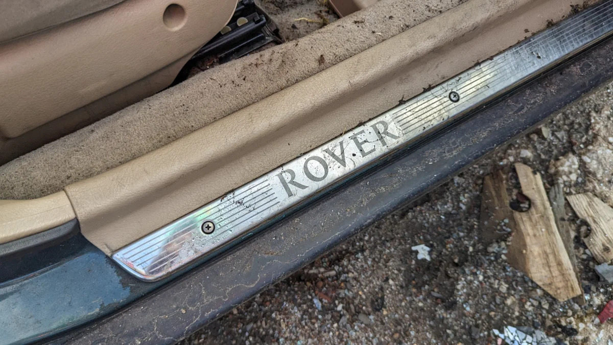 06 - 1994 Rover 620Si in English wrecking yard - photo by Murilee Martin