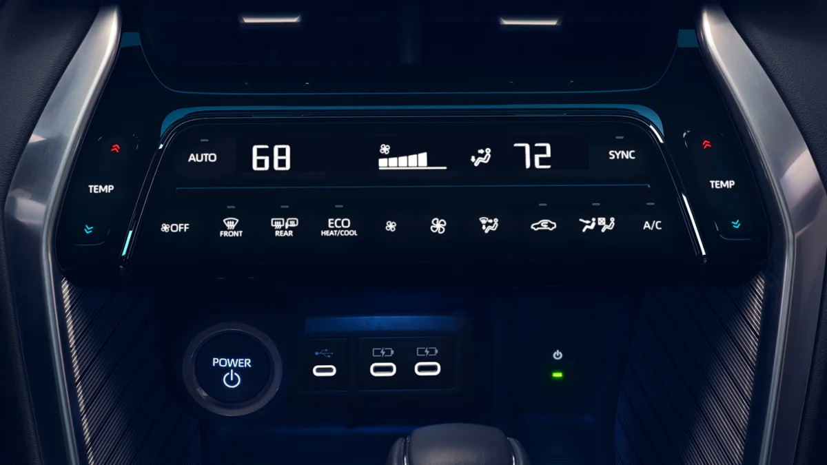 2024 Toyota Venza touch controls