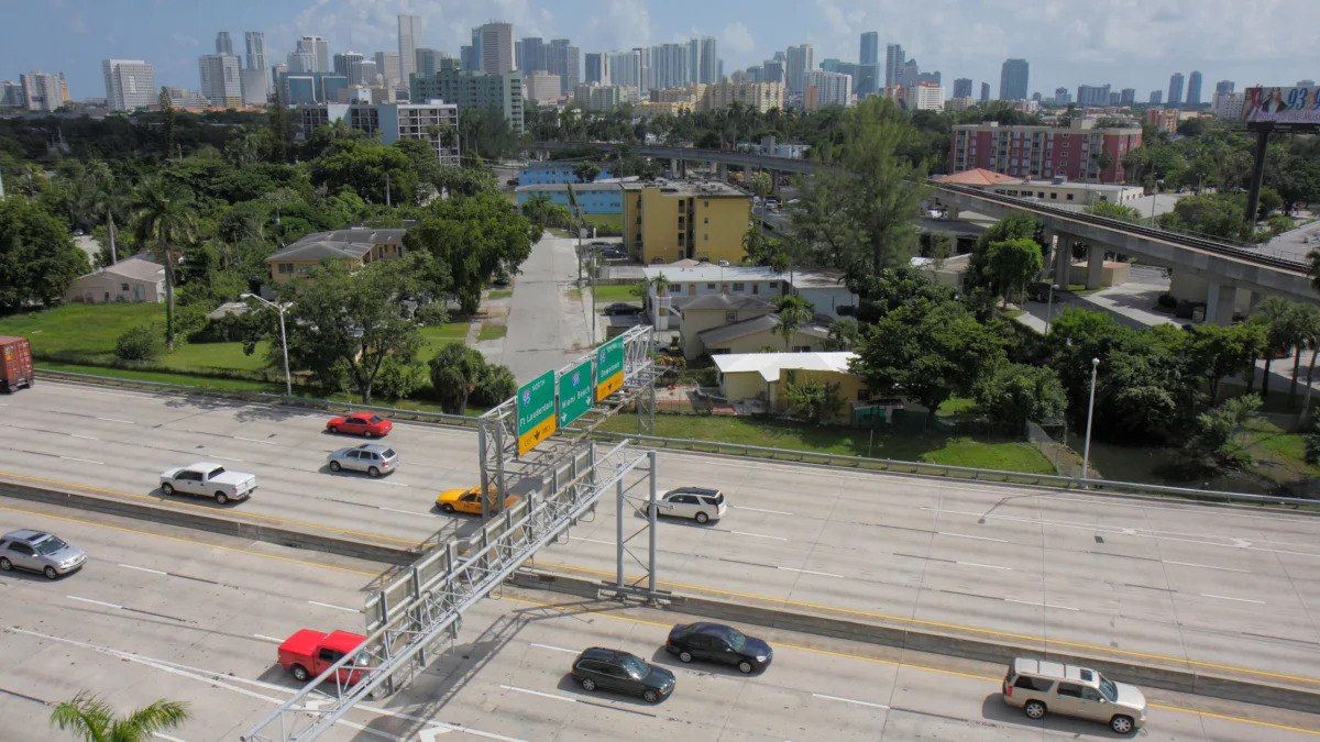 Miami, Florida: 836 Dolphin Expressway