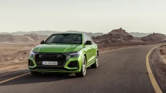 2020 Audi RS Q8: Java Green