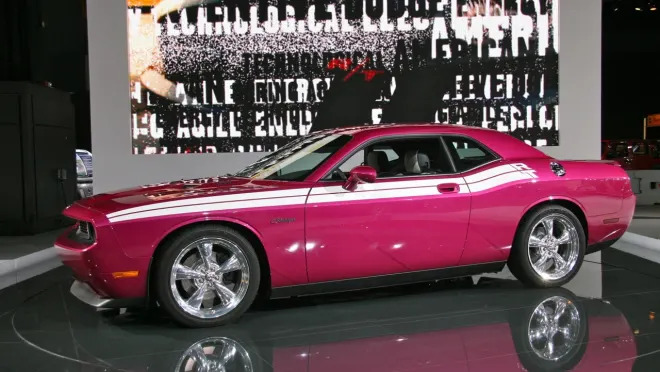 Dodge Challenger Pretty Pink Is Lady-Owned Muscle - autoevolution