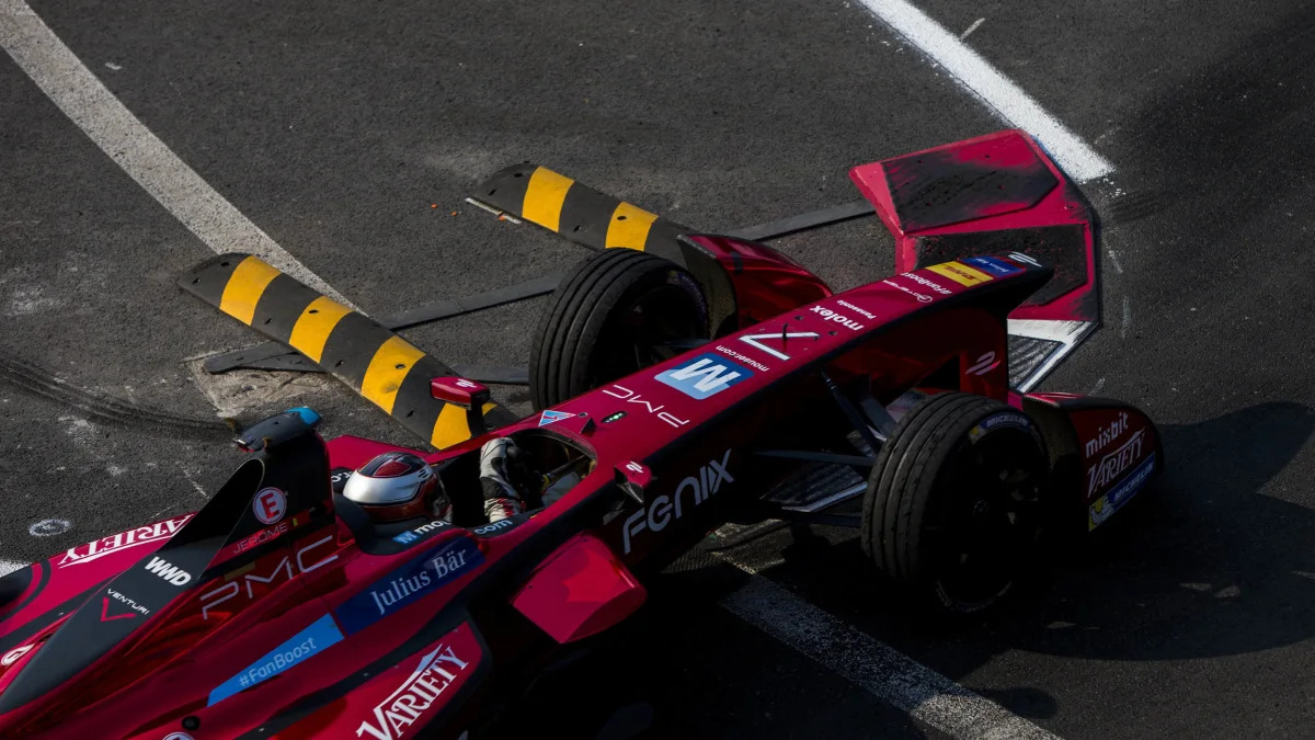2016 Formula E Mexico City ePrix curb