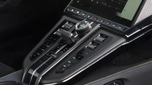 Autotruckpartsoutlet.com 2025-Aston-Martin-Vantage-center-console 2025 Aston Martin Vantage First Drive Review: Big changes, big big power  