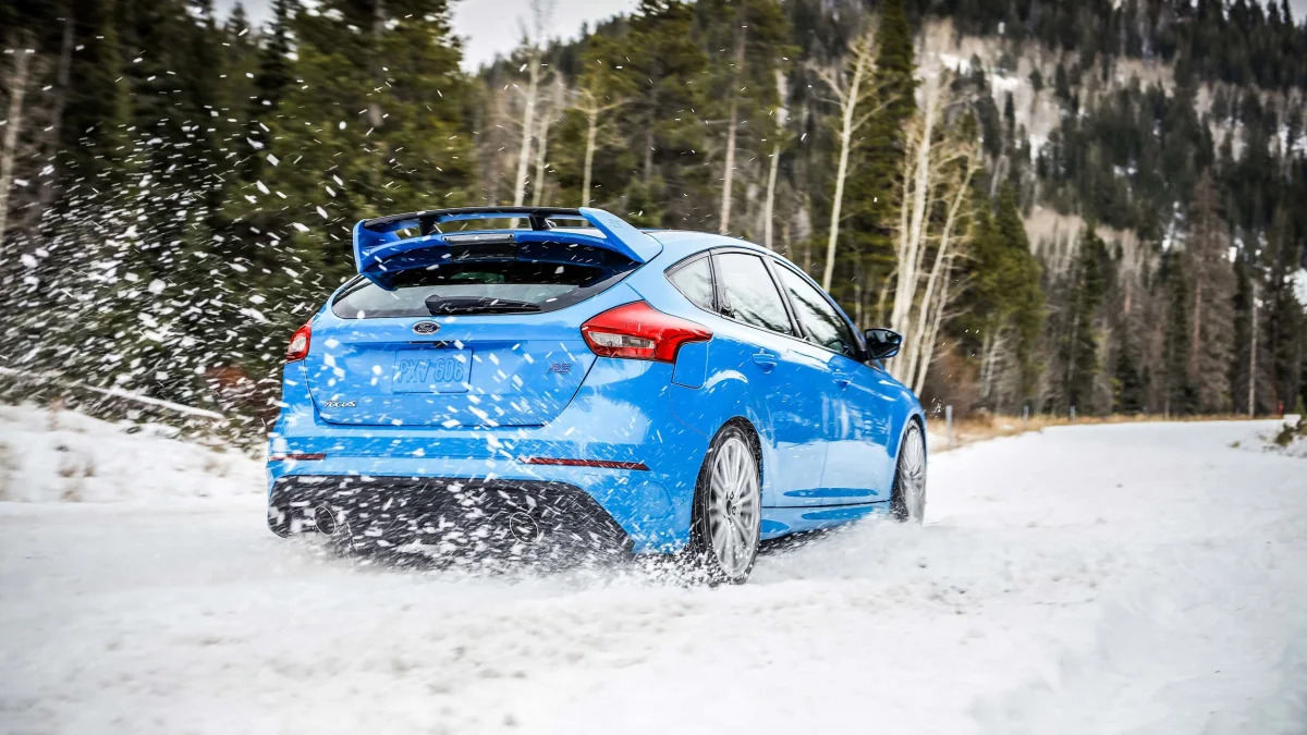 2016 ford focus rs rear