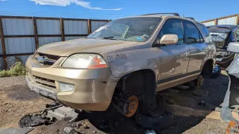 Junked 2001 Acura MDX