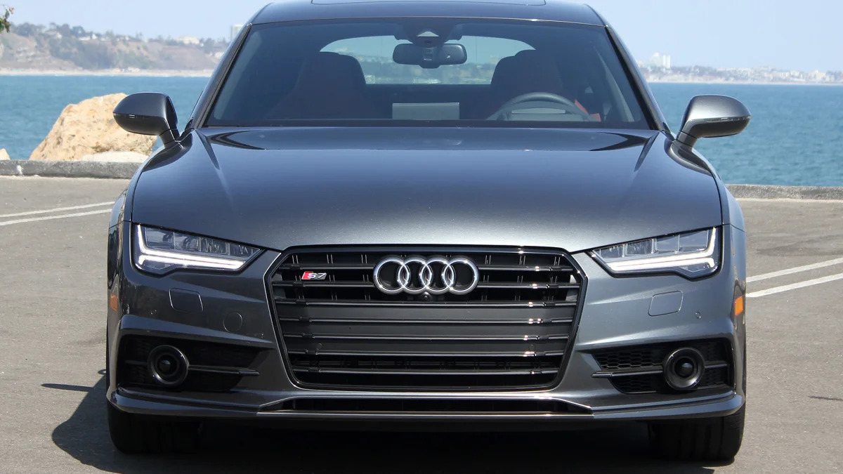 2016 Audi S7 front view