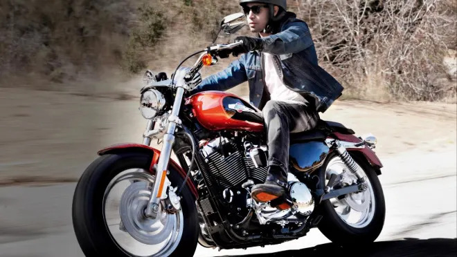 Harley-Davidson Sportster 1200 Custom Photo Gallery