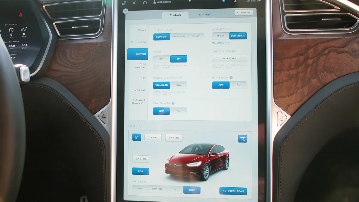 2016 Tesla Model X infotainment system