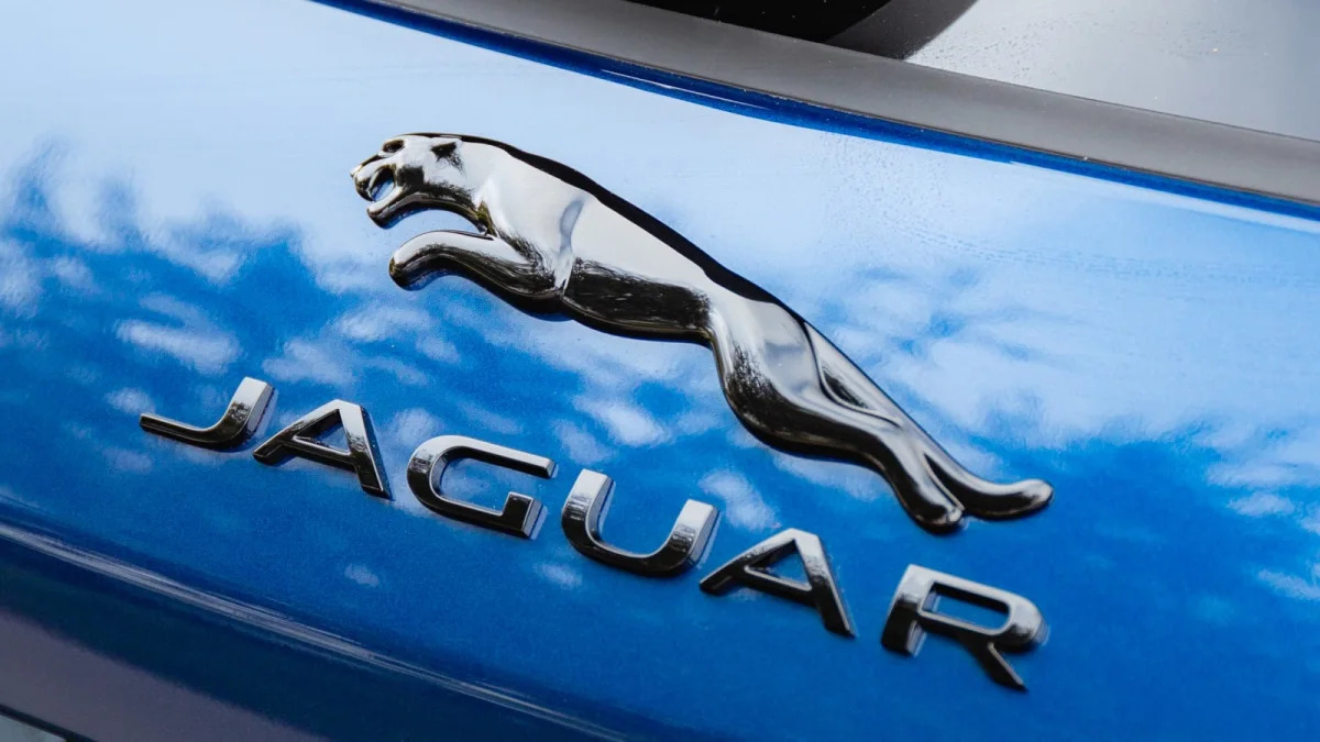 2021 Jaguar F-Pace First Drive Review | A jam-packed update with a lot ...