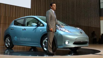 2010 Nissan Leaf EV - Yokohama Introduction