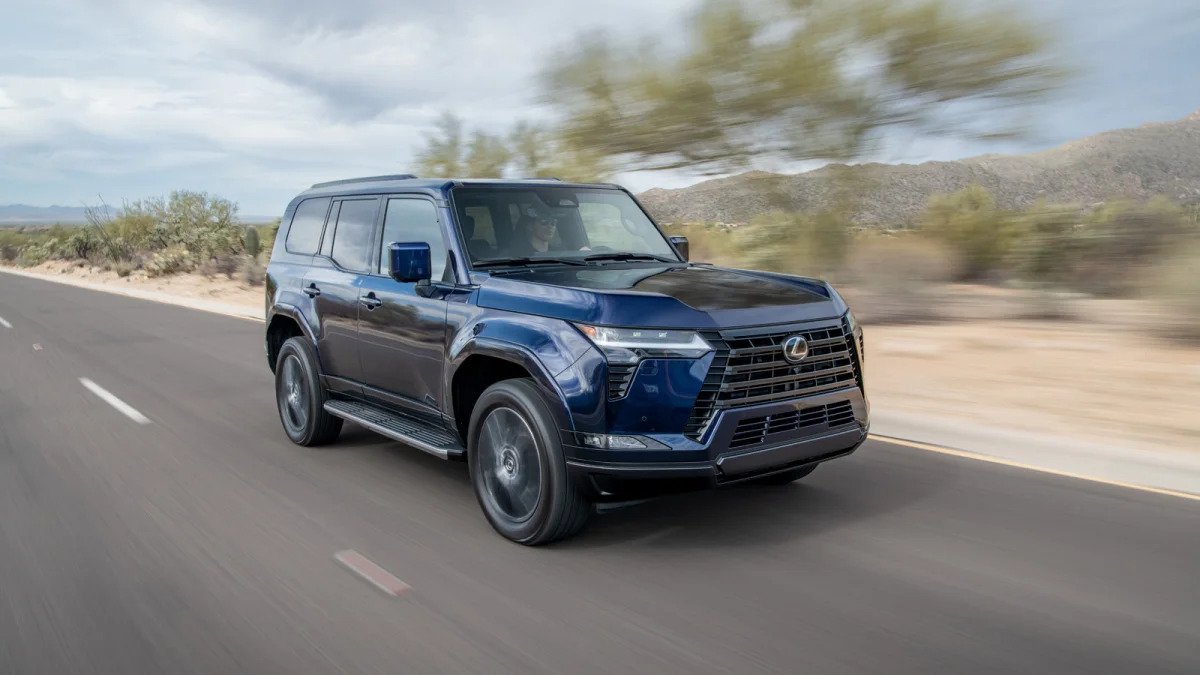 2024 Lexus GX 550 Premium+ in Nightfall Mica Photo Gallery