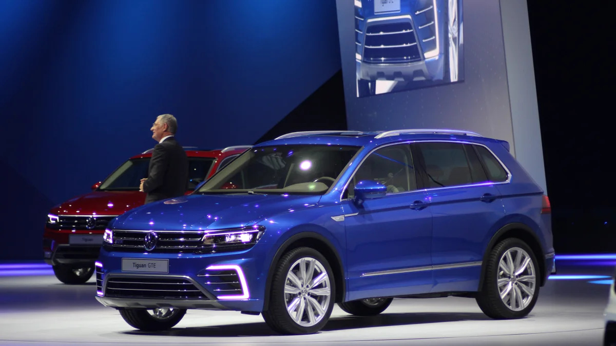 The Volkswagen Tiguan GTE concept unveiled at Volkswagen's Group Night ahead of the 2015 Frankfurt Motor Show, front three-quarter view.
