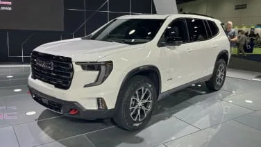 2024 GMC Acadia drops lowest trim, entry price starts at $43,995