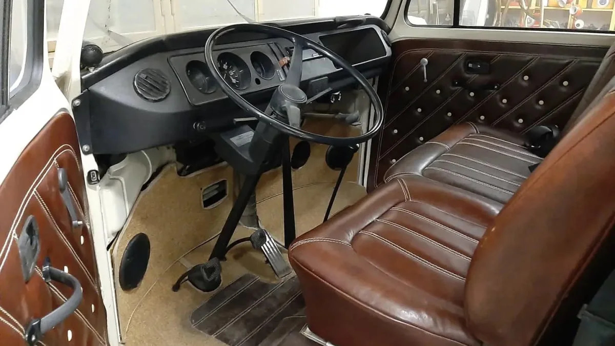 1977 VW Camper interior